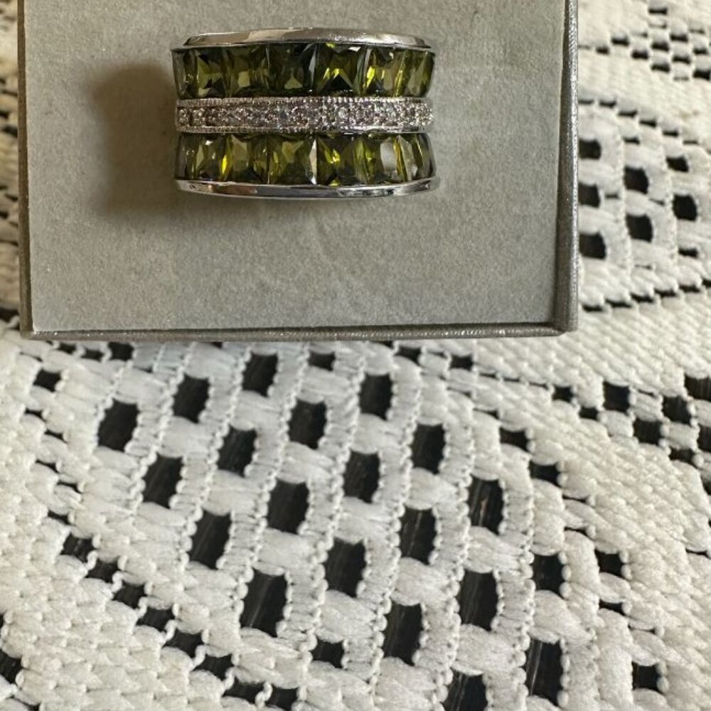 Class Act Ring   Park Lane